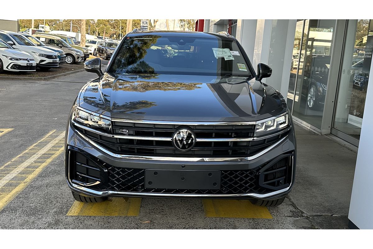 2024 Volkswagen Touareg 210TDI R-Line RC