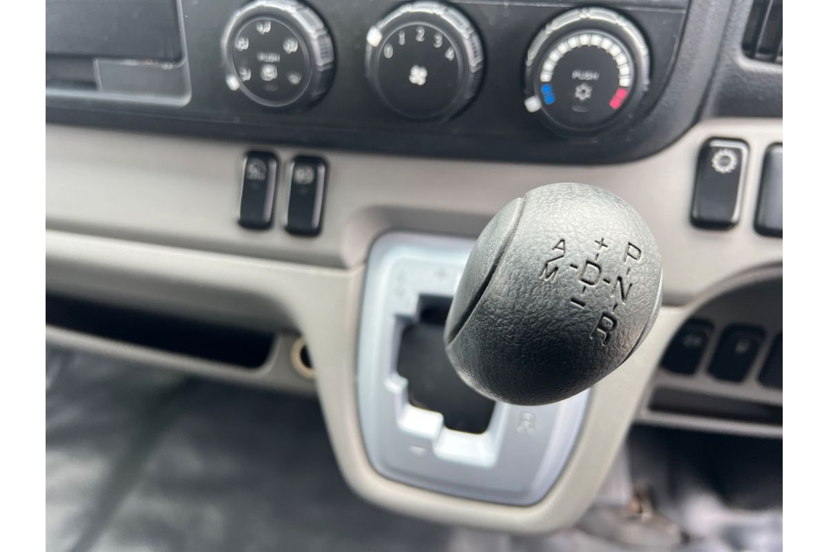 2017 Fuso Canter 515  4x2
