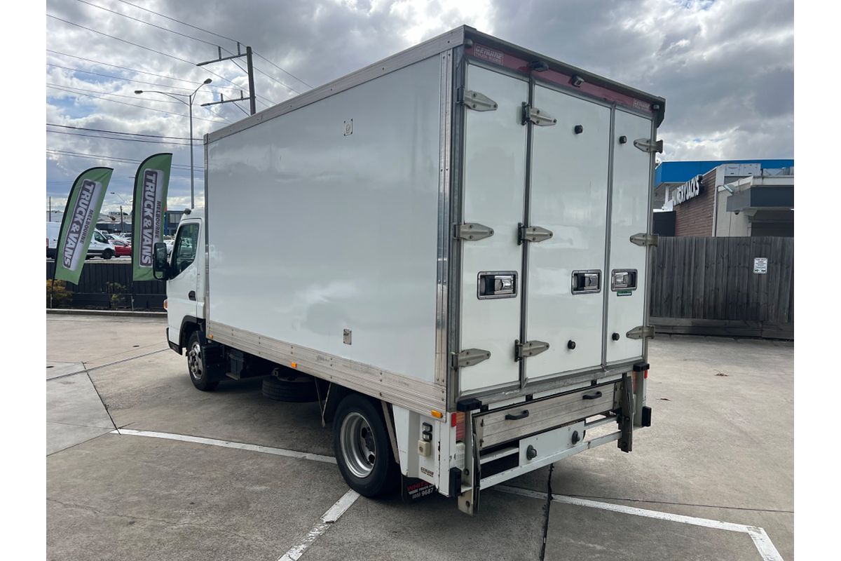 2017 Fuso Canter 515  4x2