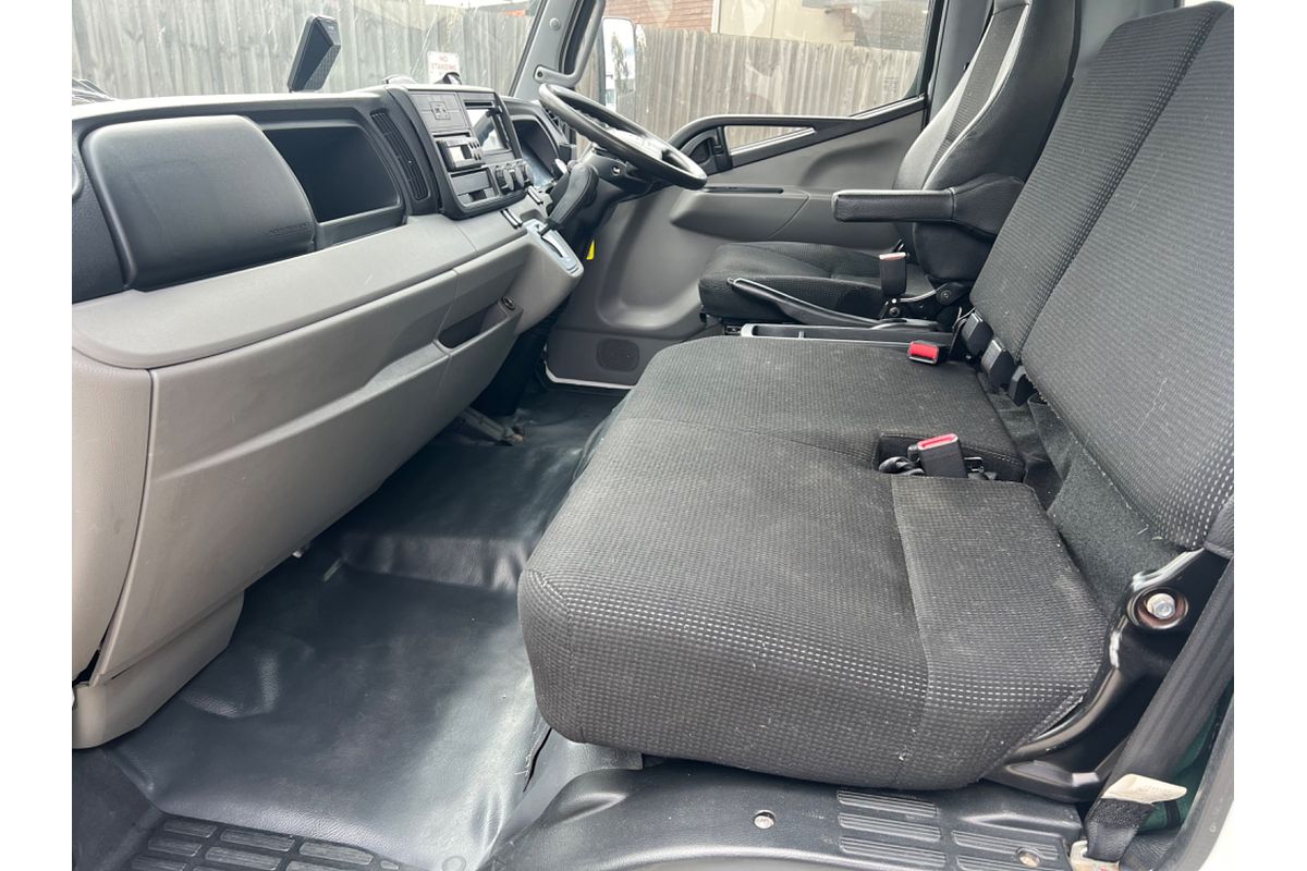2017 Fuso Canter 515  4x2