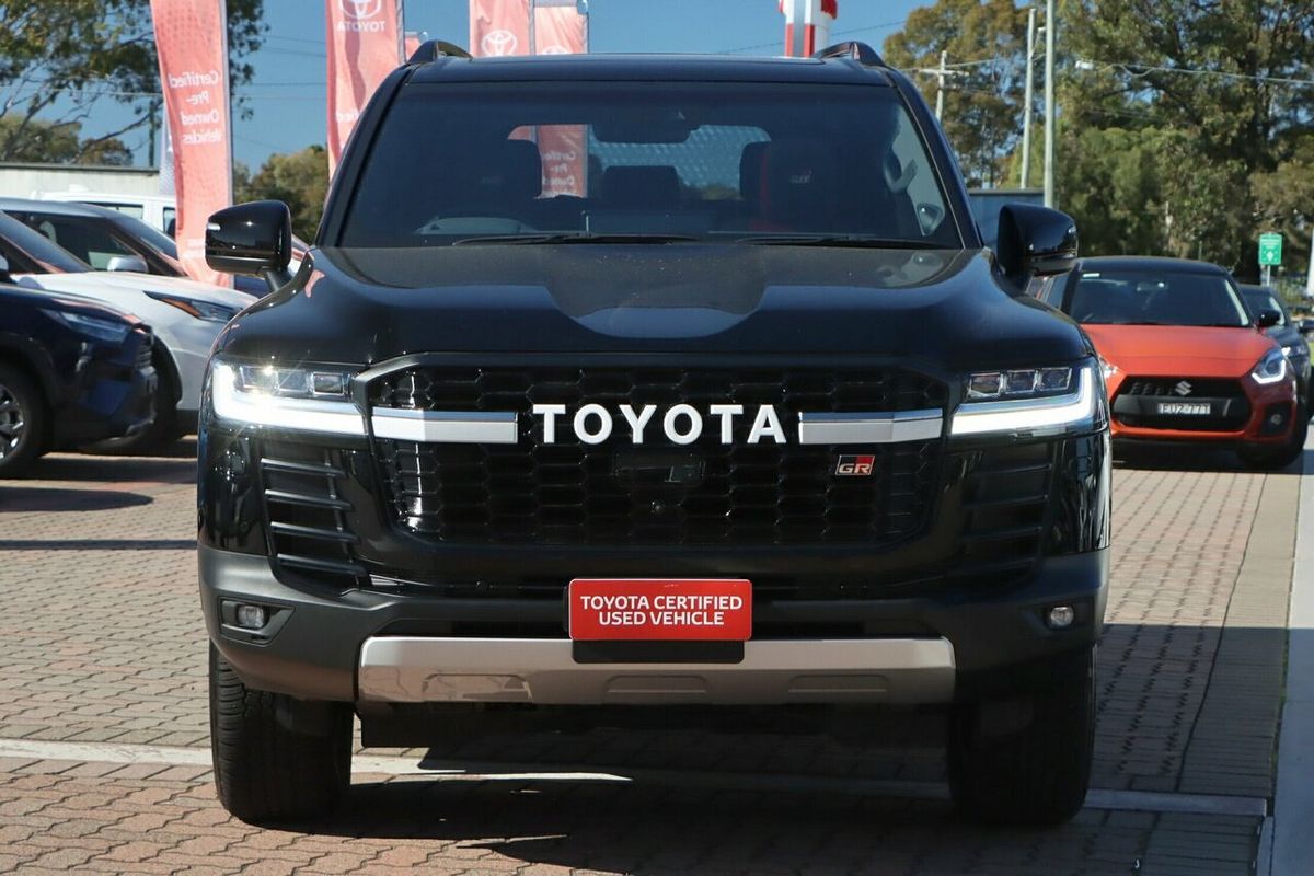 2023 Toyota Landcruiser GR Sport FJA300R