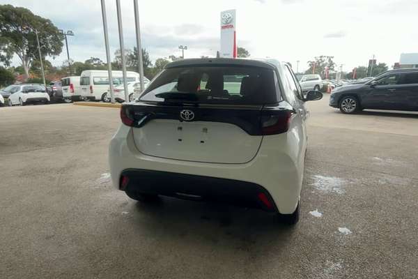 2022 Toyota Yaris Ascent Sport MXPA10R