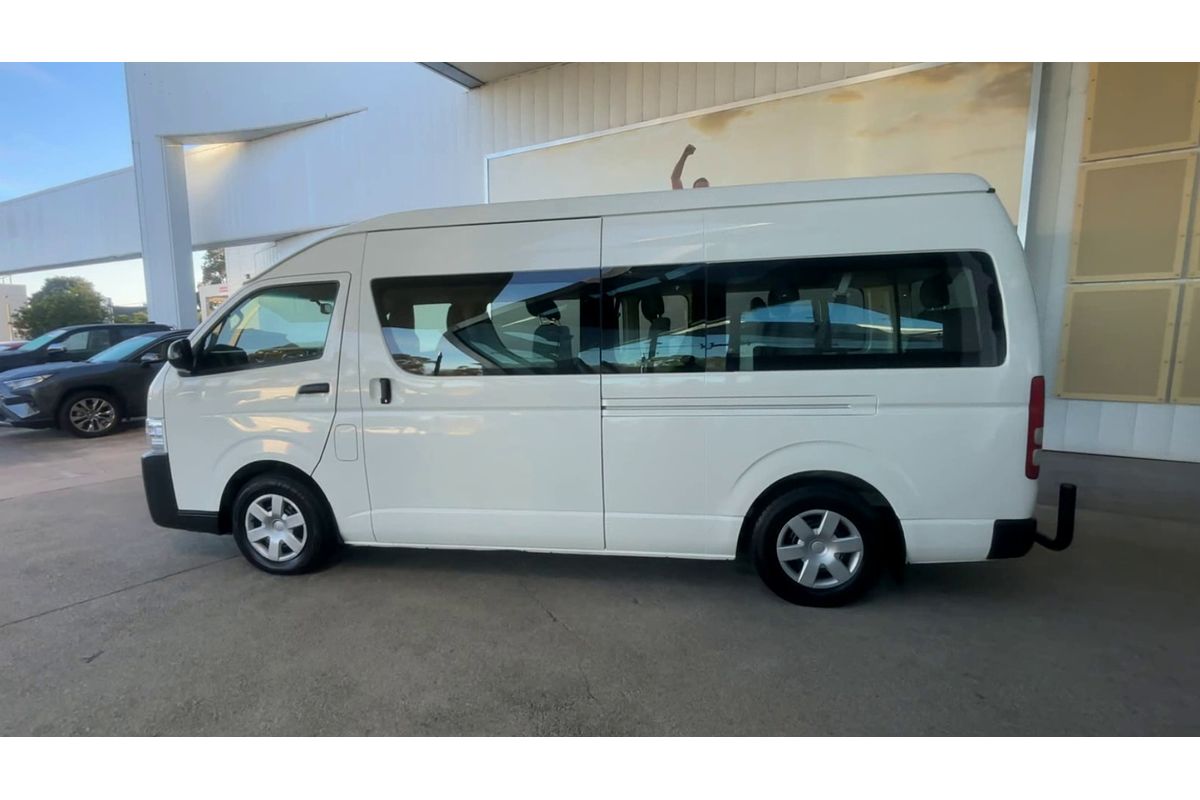 2018 Toyota Hiace Commuter KDH223R