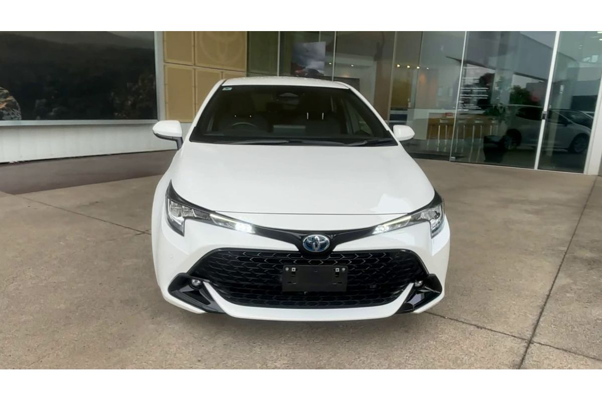 2022 Toyota Corolla SX Hybrid ZWE211R