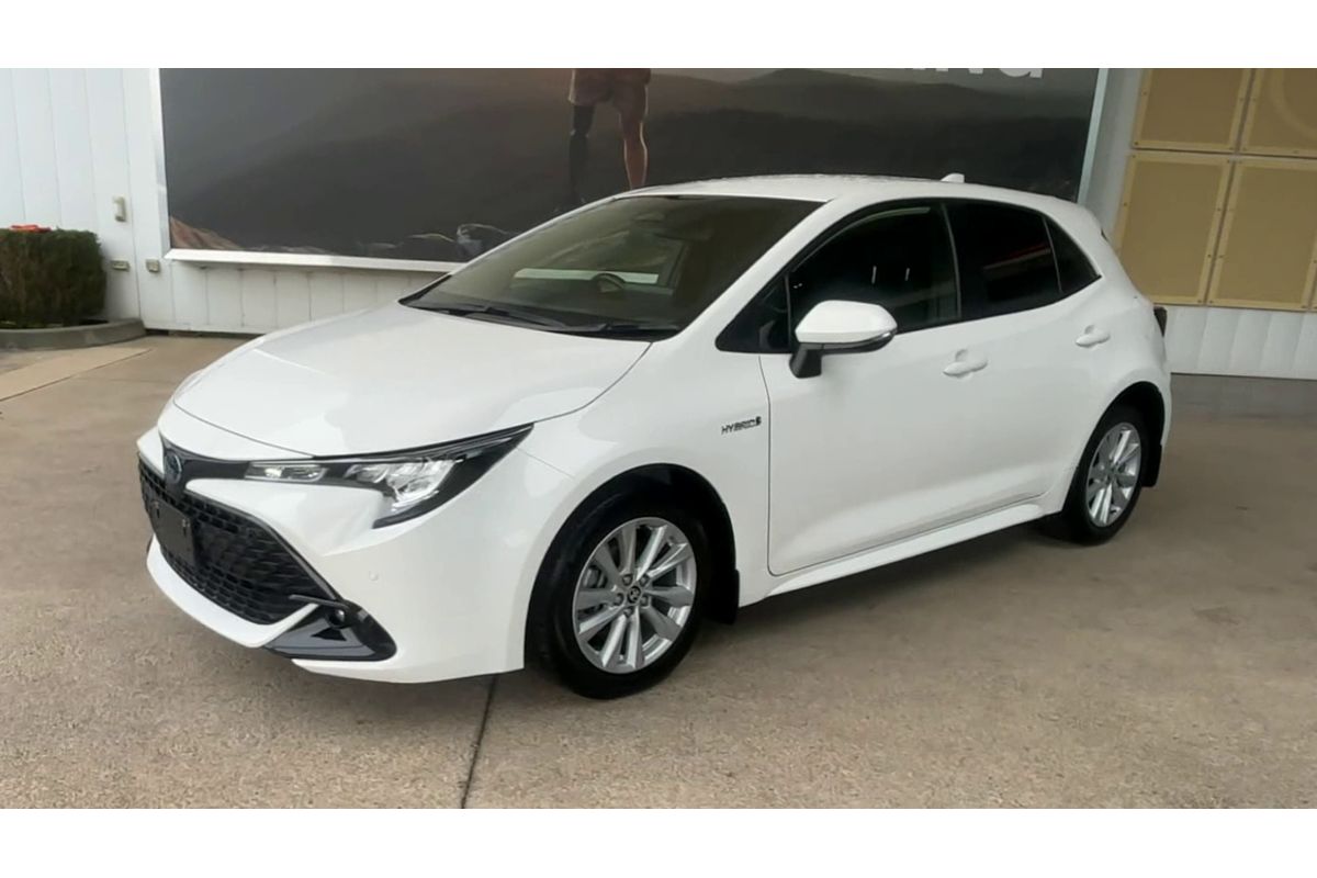 2022 Toyota Corolla SX Hybrid ZWE211R