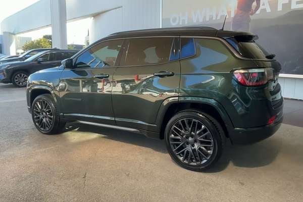 2022 Jeep Compass S-Limited M6