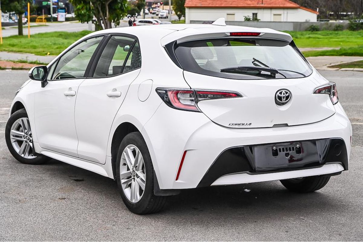 2020 Toyota Corolla Ascent Sport MZEA12R