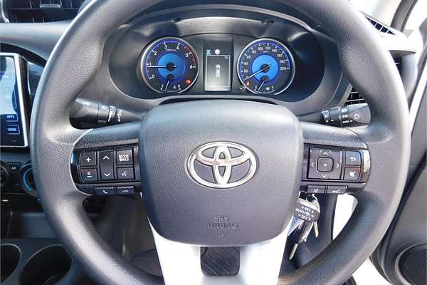 2020 Toyota Hilux SR GUN126R 4X4