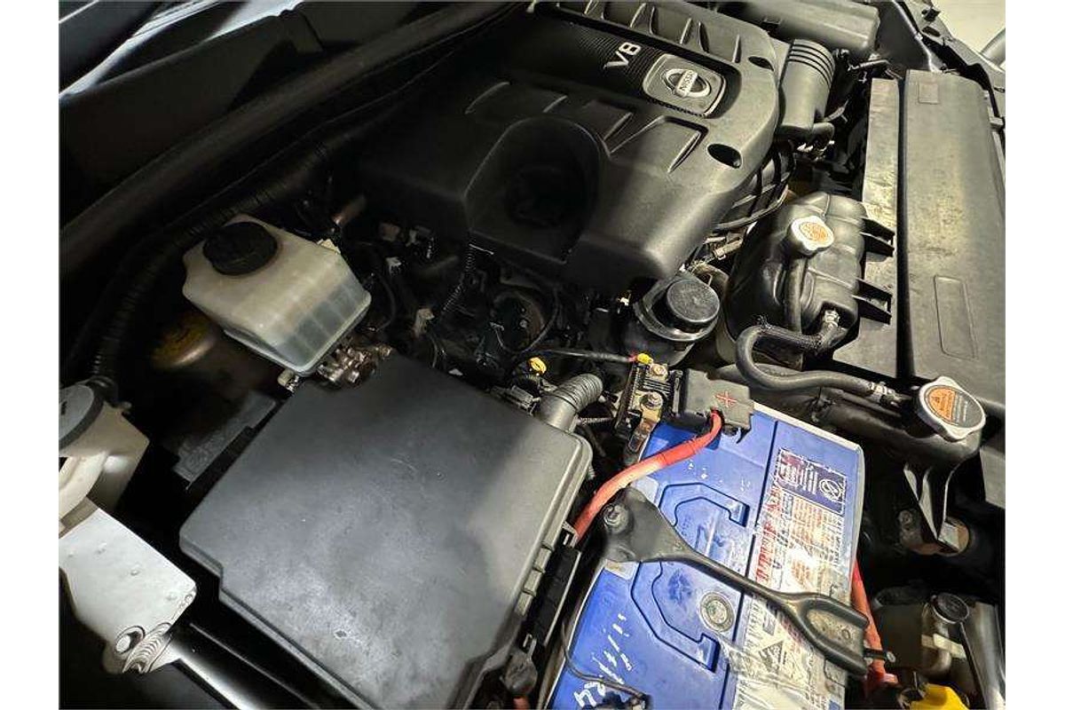 2013 Nissan Patrol ST-L Y62