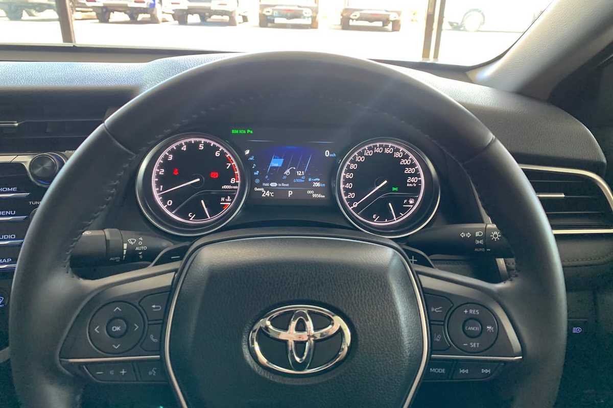 2017 Toyota CAMRY SL ASV70R