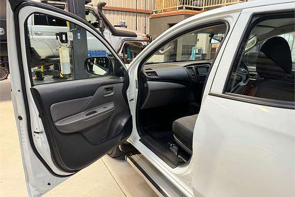 2016 Mitsubishi Triton GLX+ MQ 4X4