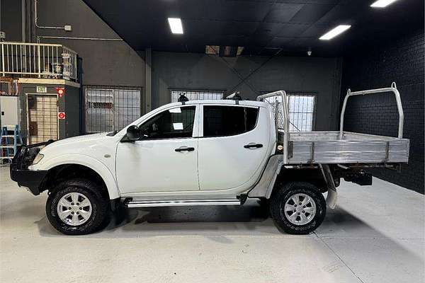 2014 Mitsubishi Triton GLX MN 4X4