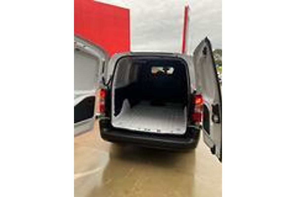 2024 Peugeot Partner Pro K9 LWB
