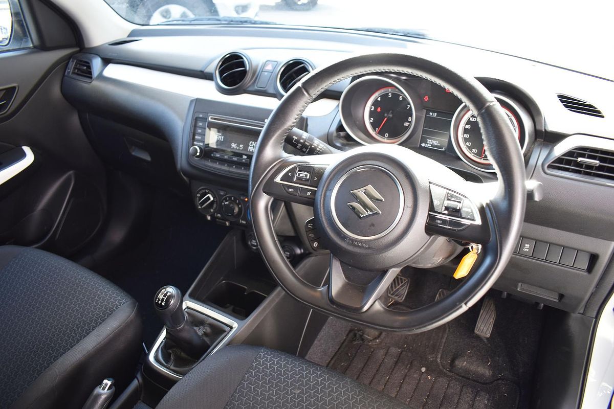 2017 Suzuki Swift GL AZ