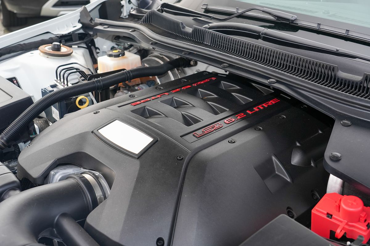 2016 Holden Special Vehicles Clubsport R8 SV Black GEN-F2