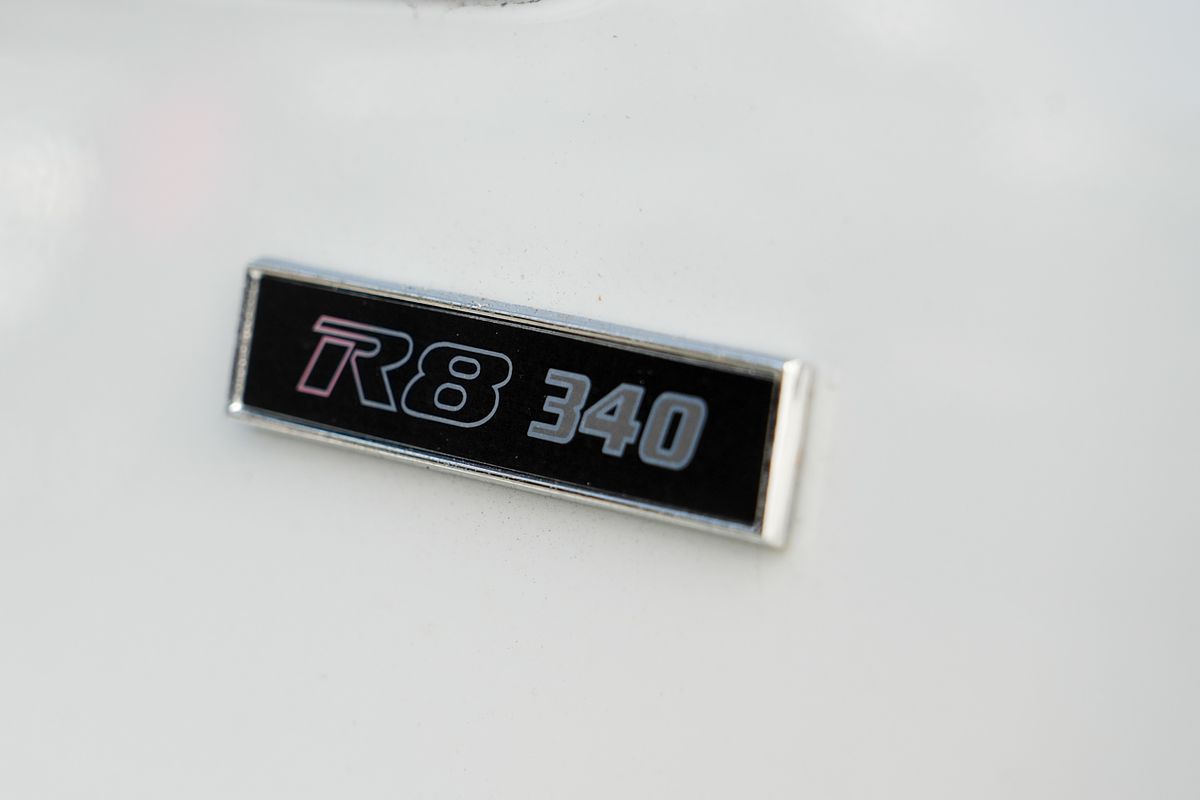 2016 Holden Special Vehicles Clubsport R8 SV Black GEN-F2