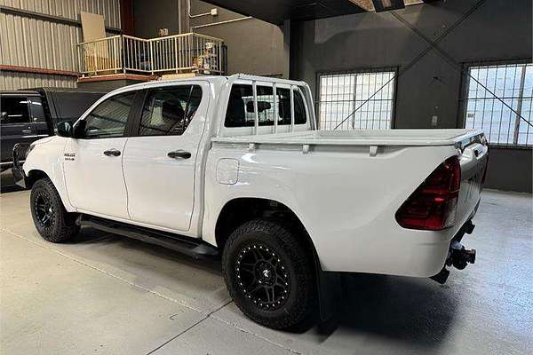 2020 Toyota Hilux SR GUN126R 4X4