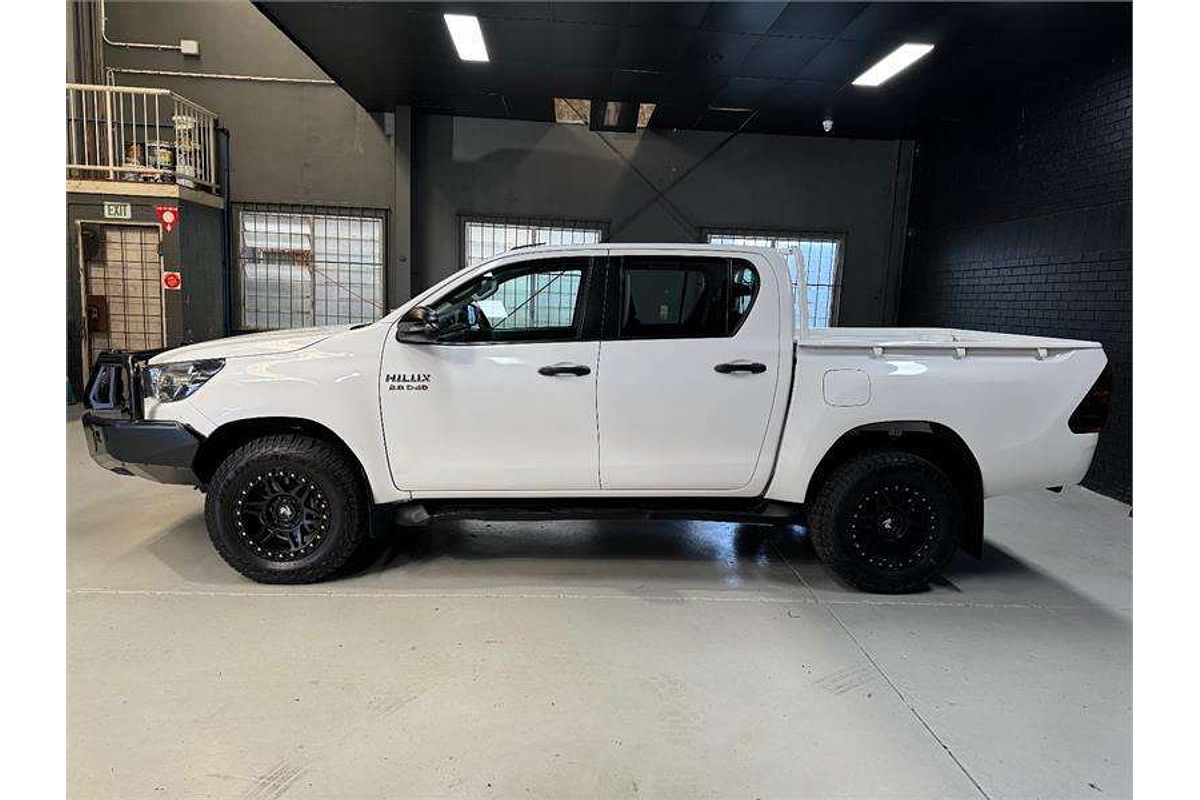 2020 Toyota Hilux SR GUN126R 4X4