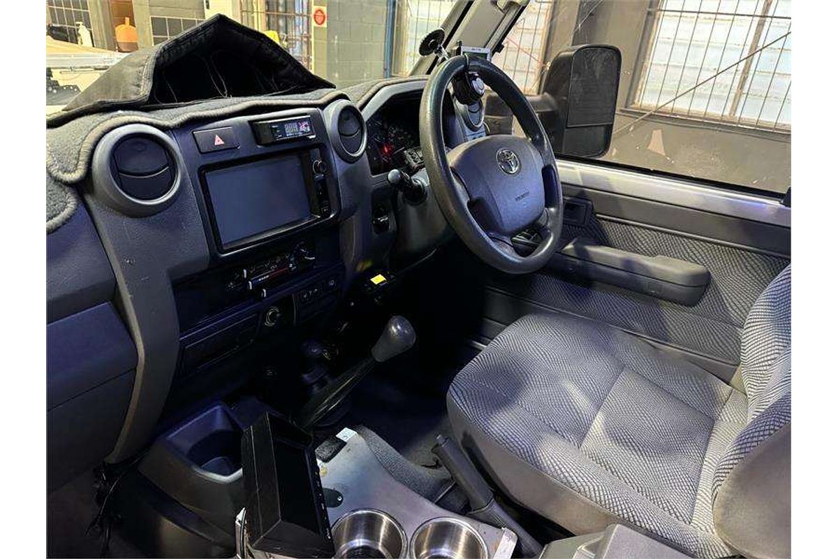 2011 Toyota Landcruiser GXL VDJ76R