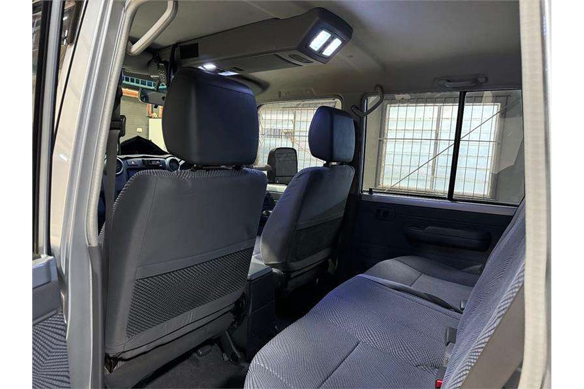 2011 Toyota Landcruiser GXL VDJ76R