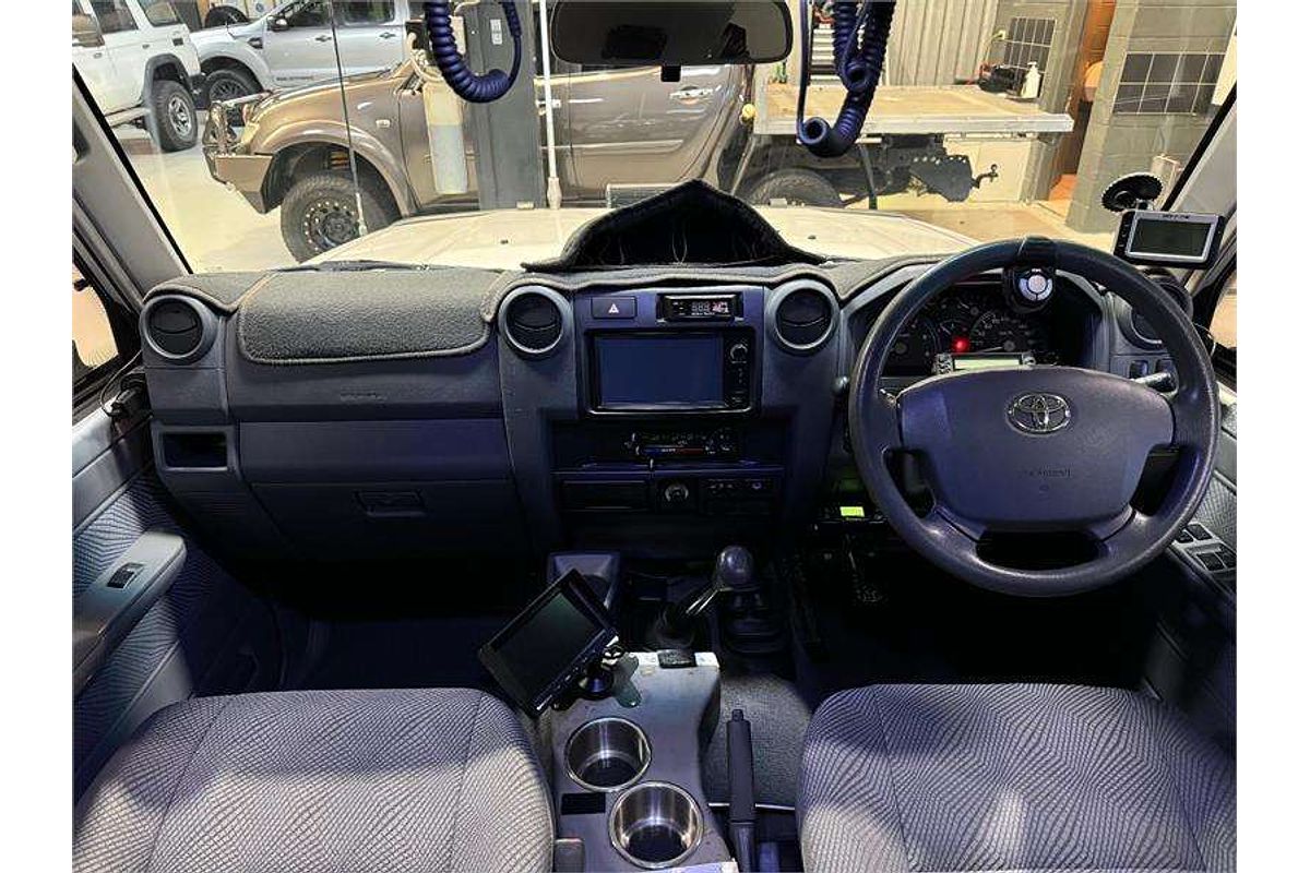 2011 Toyota Landcruiser GXL VDJ76R