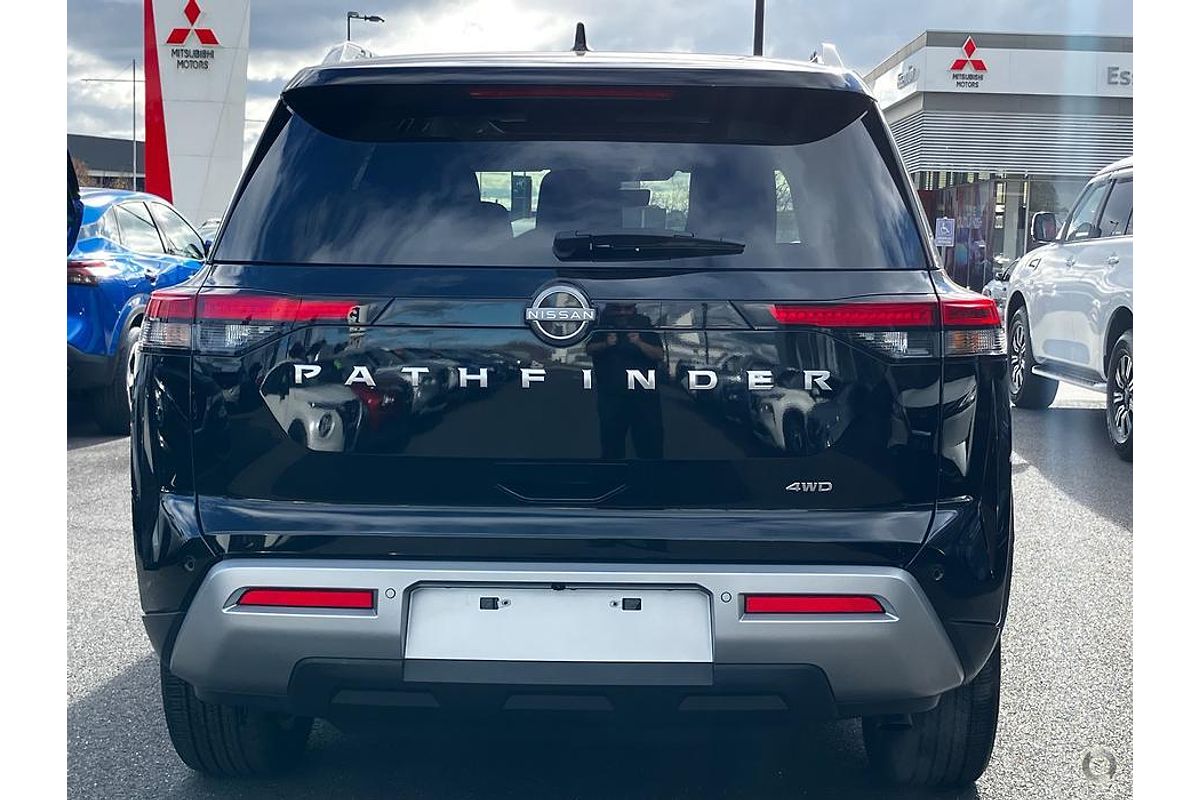 2023 Nissan Pathfinder Ti-L R53