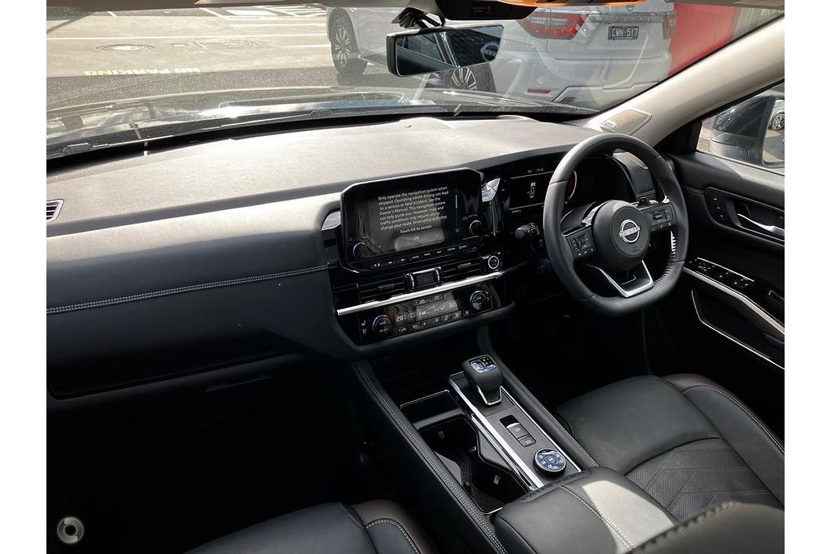 2023 Nissan Pathfinder Ti-L R53