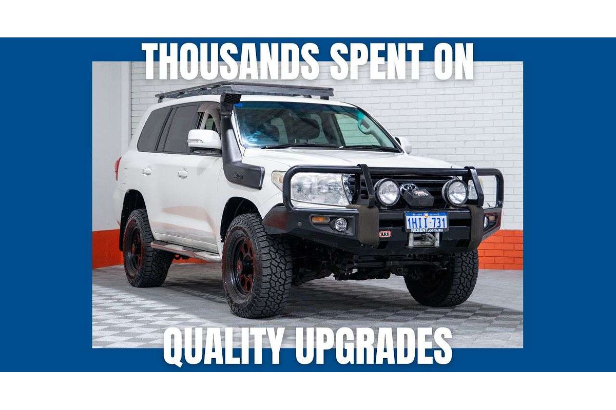 2013 Toyota Landcruiser GXL VDJ200R