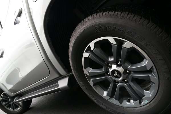 2023 Mitsubishi Triton GLS MR 4X4