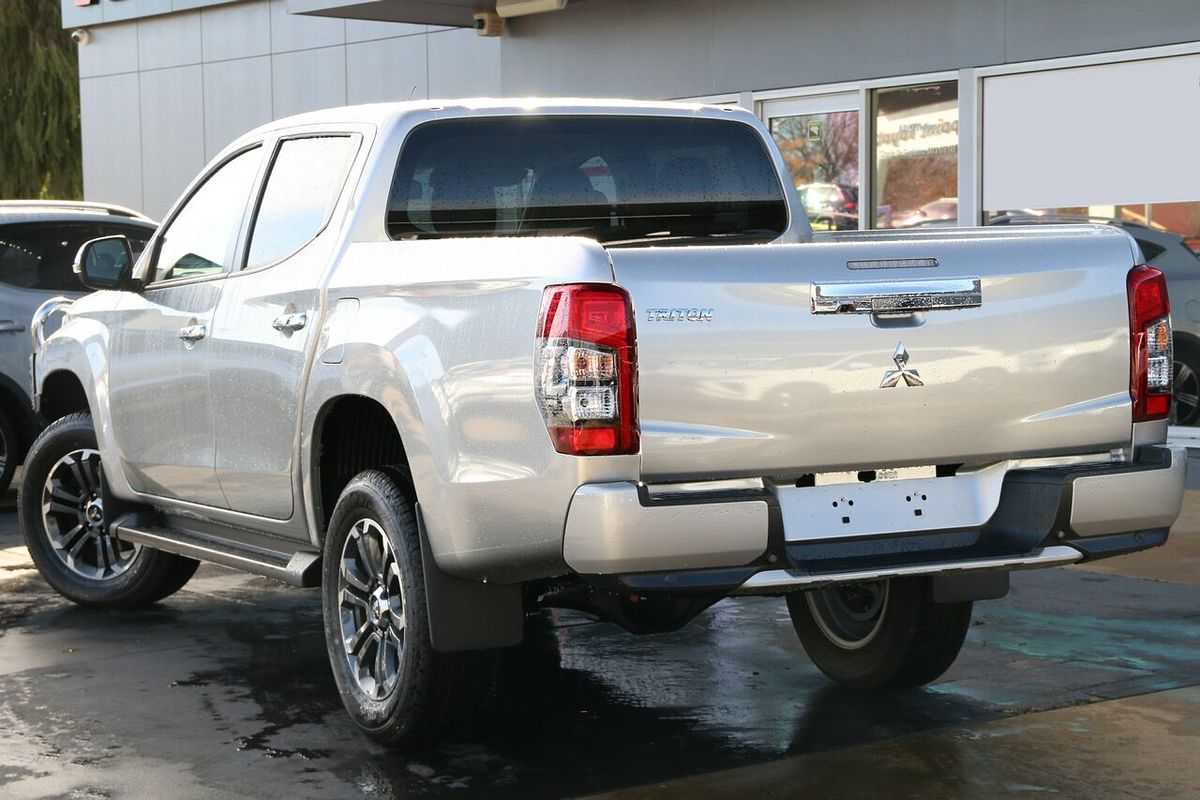 2023 Mitsubishi Triton GLS MR 4X4