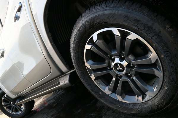 2023 Mitsubishi Triton GLS MR 4X4
