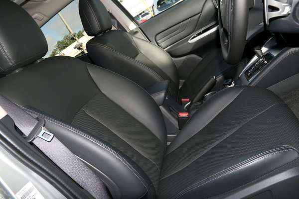 2023 Mitsubishi Triton GLS MR 4X4