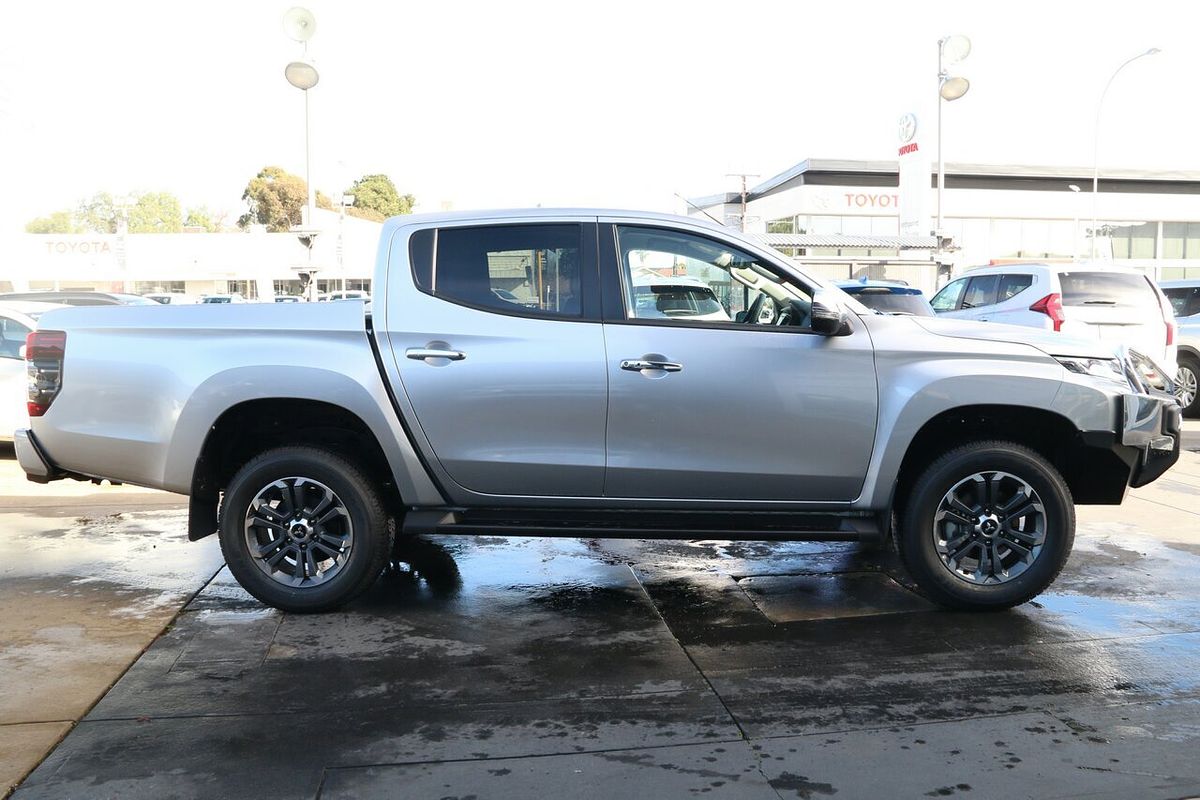 2023 Mitsubishi Triton GLS MR 4X4