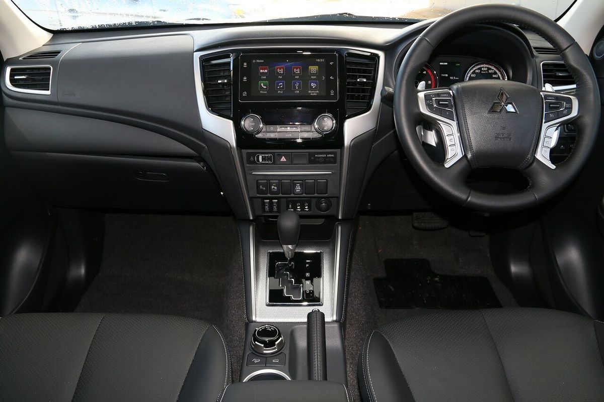2023 Mitsubishi Triton GLS MR 4X4