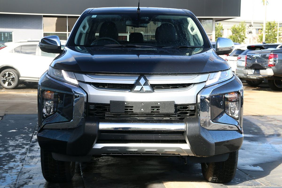 2023 Mitsubishi Triton GLS MR 4X4