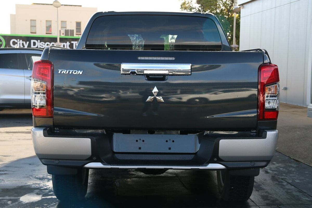 2023 Mitsubishi Triton GLS MR 4X4