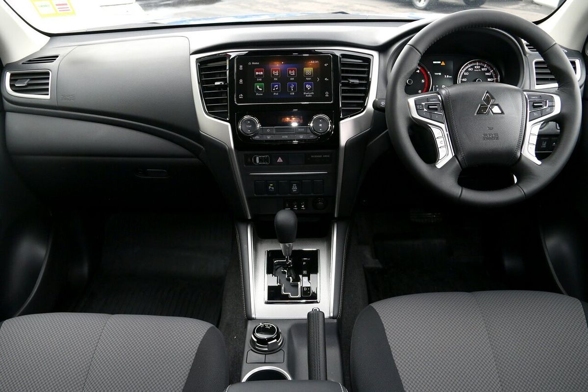 2023 Mitsubishi Triton GLX-R MR 4X4