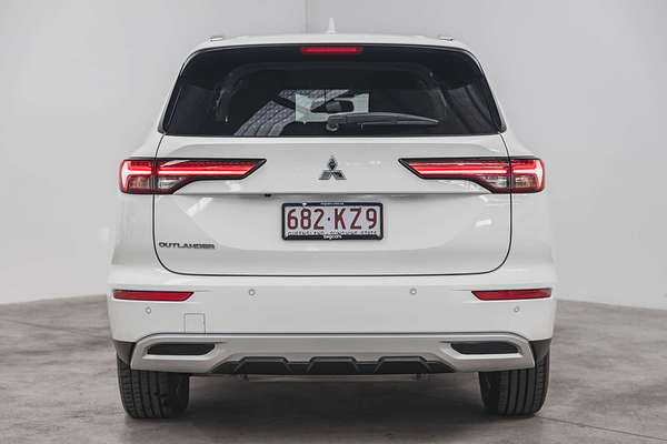 2022 Mitsubishi Outlander LS ZM