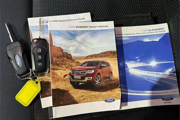 2017 Ford Everest Trend UA