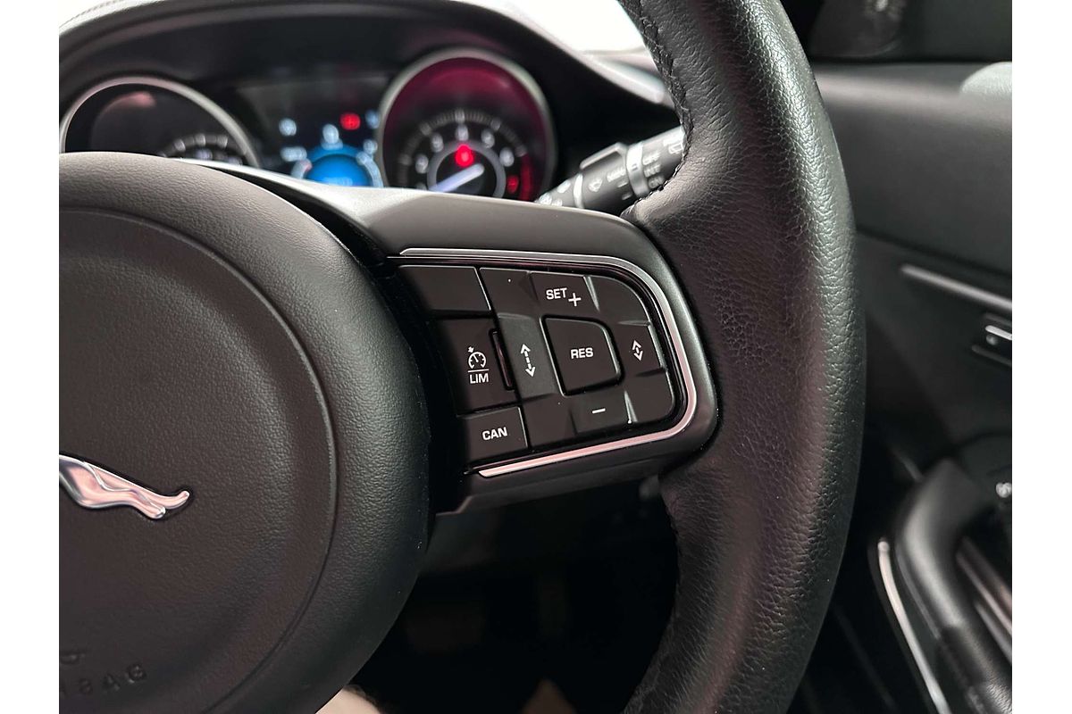 2019 Jaguar E-PACE P250 SE X540