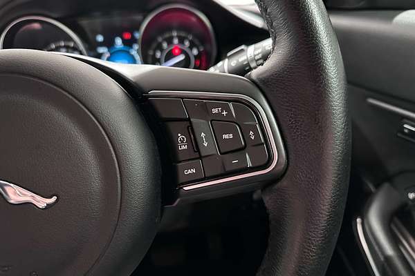 2019 Jaguar E-PACE P250 SE X540