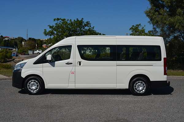 2019 Toyota Hiace Commuter GDH322R