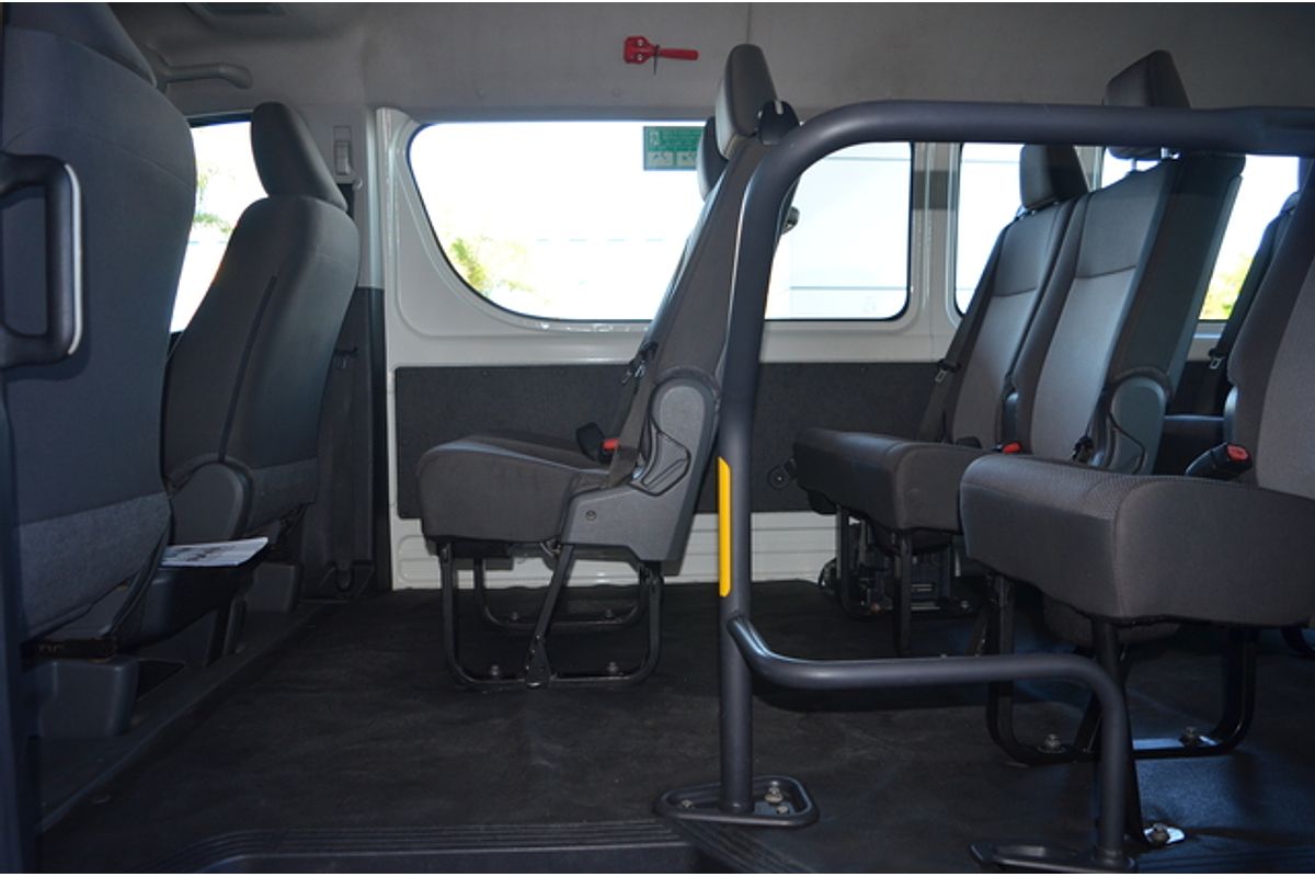 2019 Toyota Hiace Commuter GDH322R