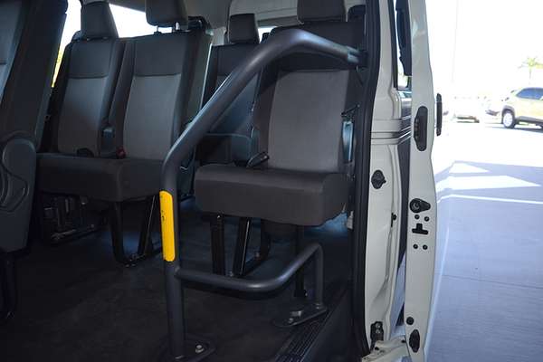 2019 Toyota Hiace Commuter GDH322R