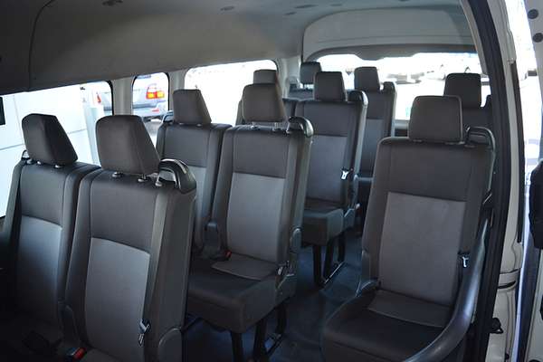 2019 Toyota Hiace Commuter GDH322R
