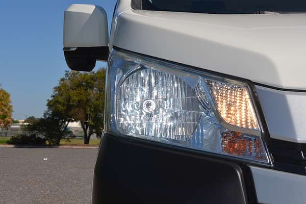 2019 Toyota Hiace Commuter GDH322R