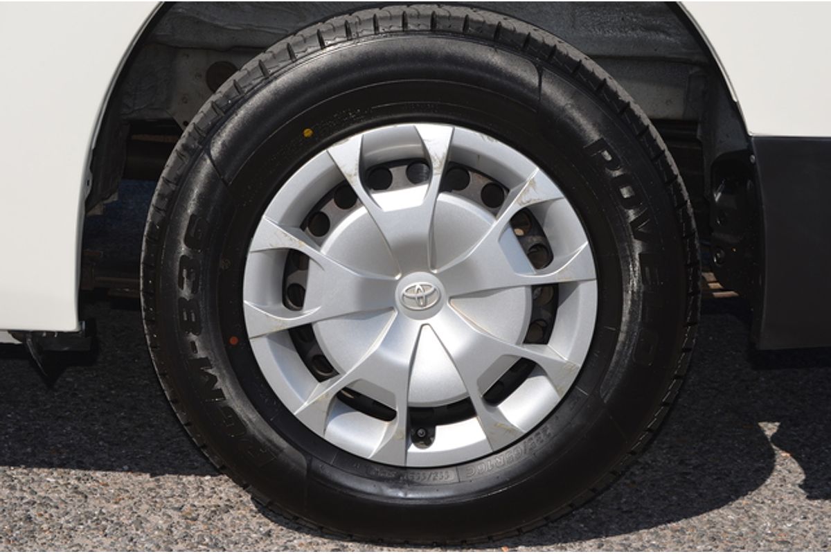 2019 Toyota Hiace Commuter GDH322R