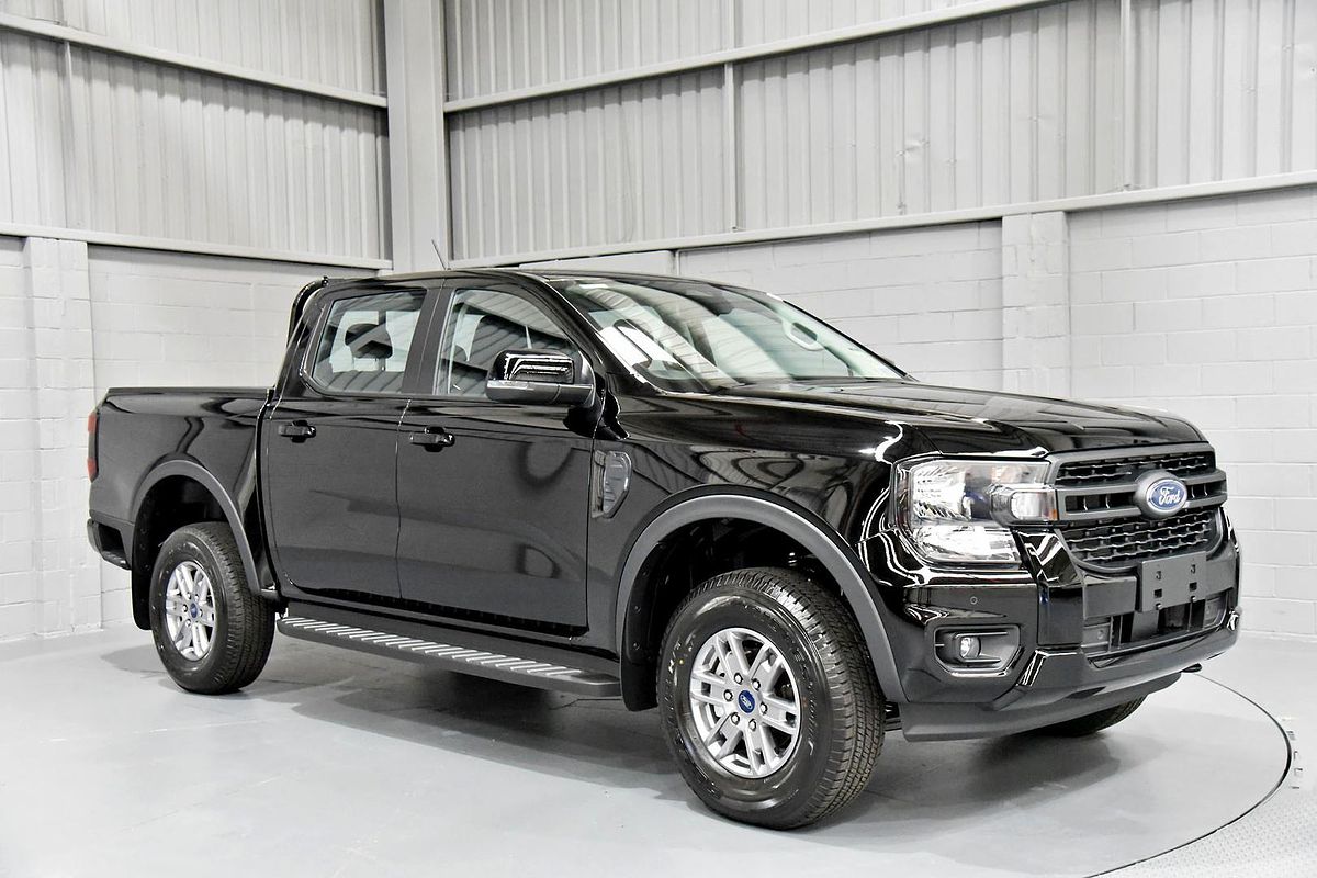 2024 Ford Ranger XLS 4X4