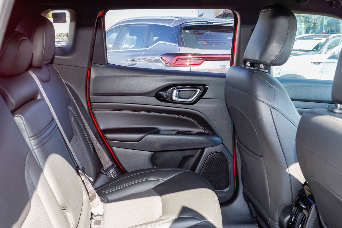 2022 Jeep Compass Night Eagle M6