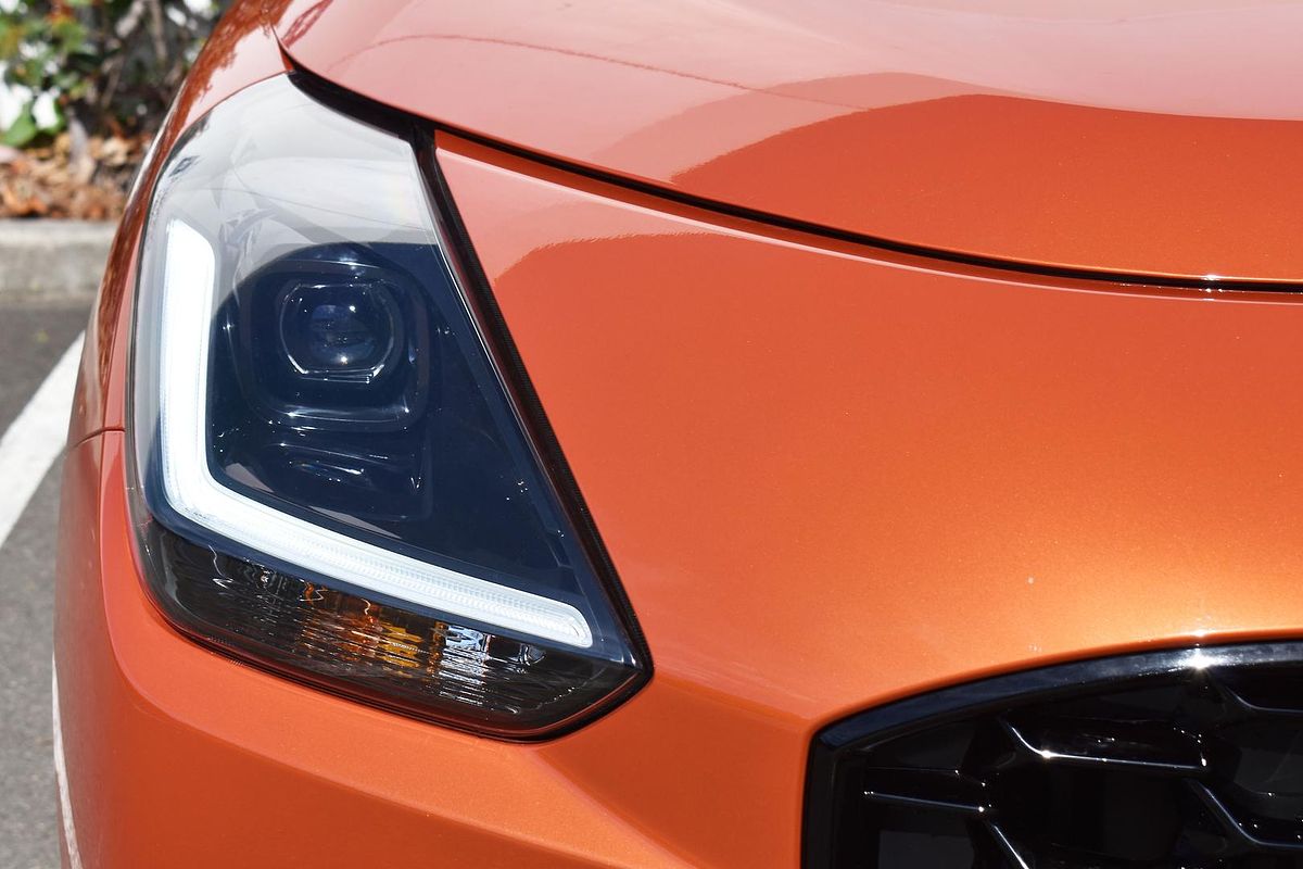 2024 Suzuki Swift Hybrid UZ